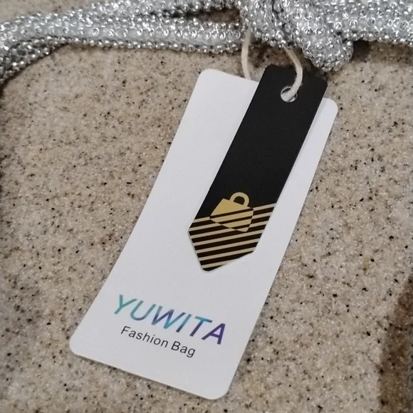 YUWITA purse NWT - Picture 2 of 7